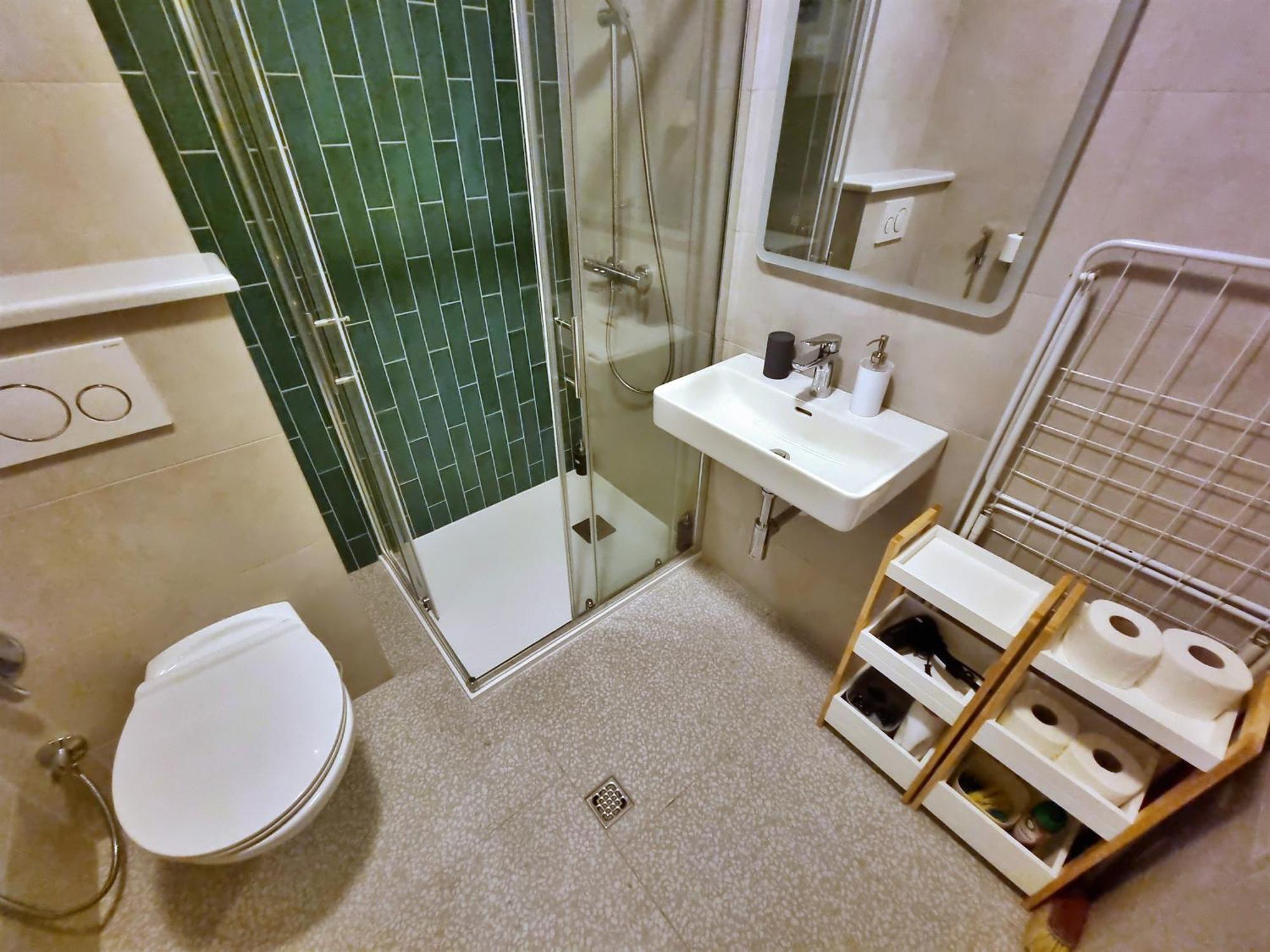 Mitra Zonata Blue Apartment โอมิช ภายนอก รูปภาพ